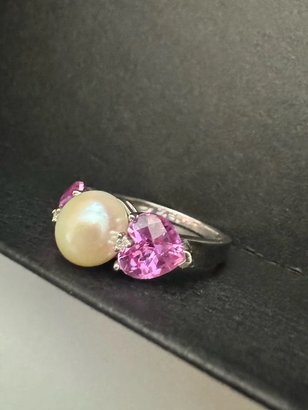 Fine jewelry 10k white gold sapphire and fresh water pearl SZ 7